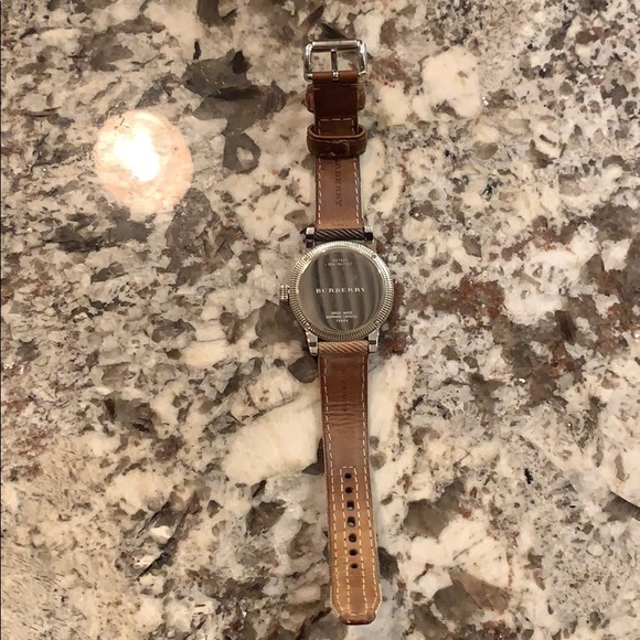 Burberry Watch “Nova” - Picture 4 of 6